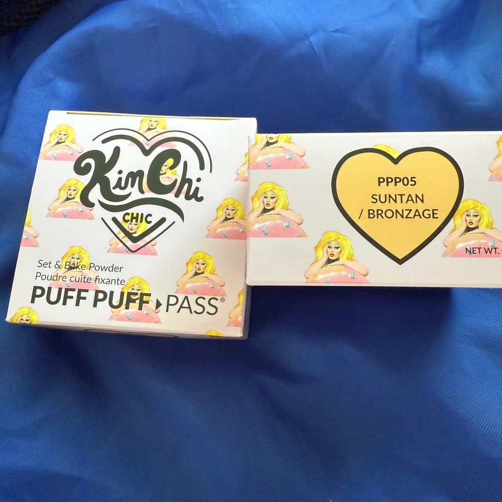 2 boxes New never used KimChi Puff Puff Pass setting powder Suntan
